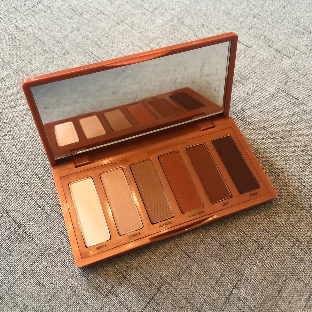 Urban Decay Naked Petite Heat Eyeshadow Palette - Picture 3 of 5